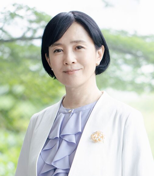 坂井 真紀(さかい まき)：三宅夕子 役