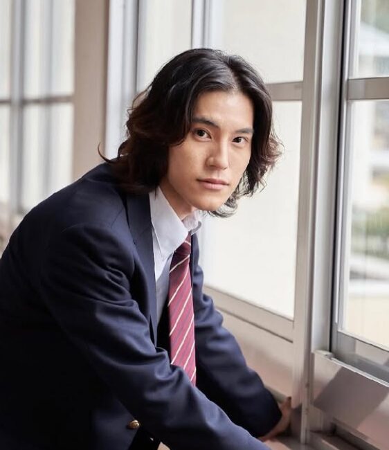 仮面ライダーガヴ・大統領役の舟木健って誰?出身高校や彼女を調査!