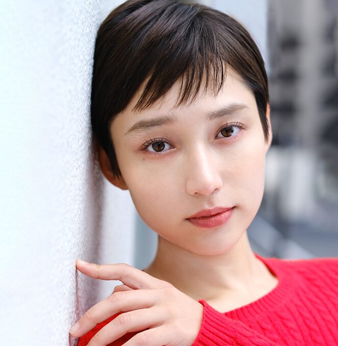 白本 彩奈(しらもと あやな)：砂坂 翔子 役