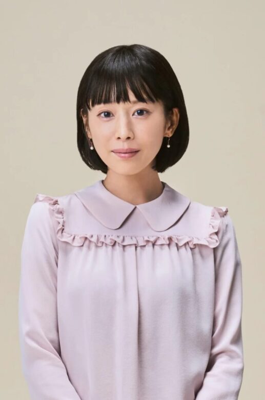 夏帆(かほ)：山岸鮎美 役
