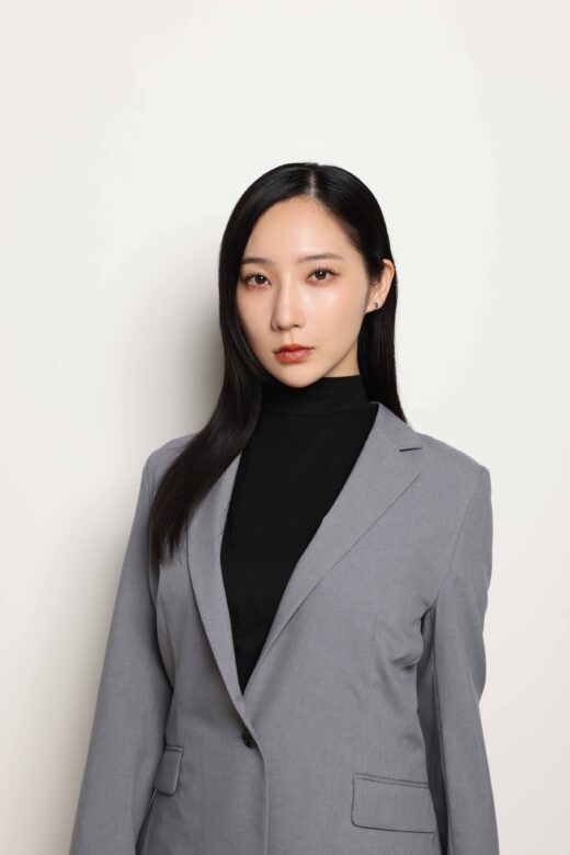 ファーストサマーウイカ:万代 詩乃 役