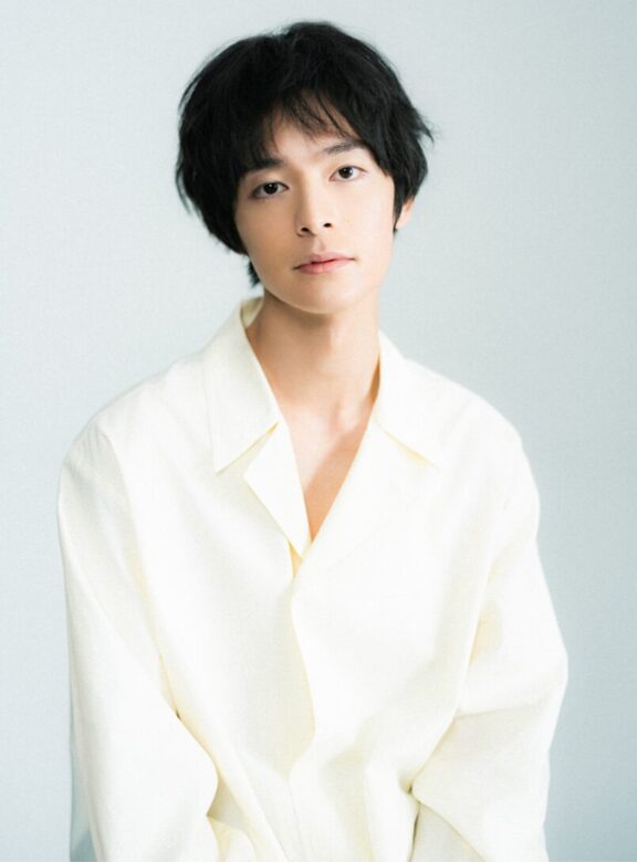 塩野 瑛久(しおの あきひさ)：矢作海斗 役