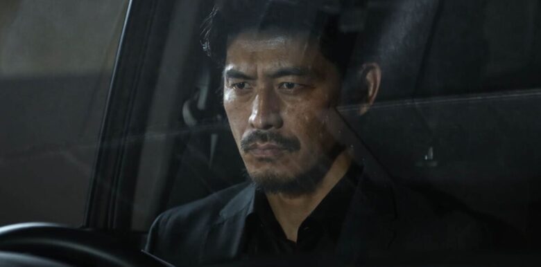 坂口 憲二(さかぐち けんじ):柳沢浩二 役