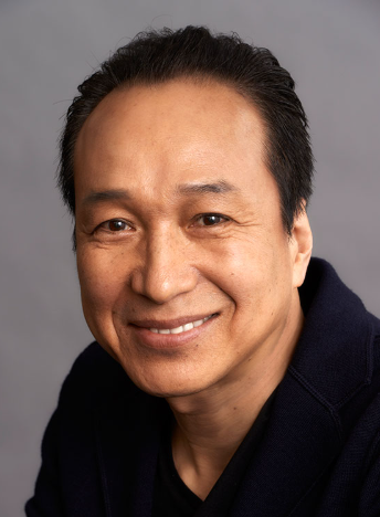 小日向 文世(こひなた ふみよ):四方田秀雄 役