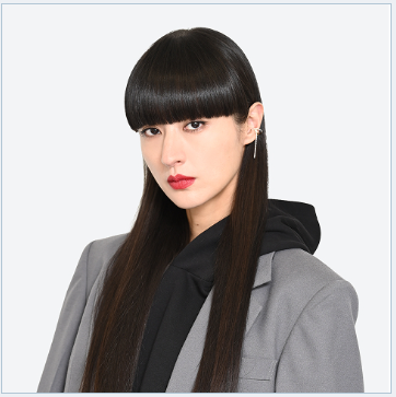 シシド・カフカ：灰沢アリア 役