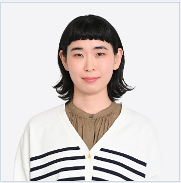 佐々木史帆：大堀麻利絵 役