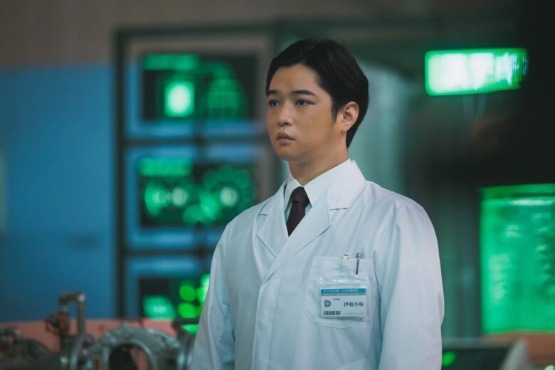 千葉 雄大(ちば ゆうだい)：伊皿子坂教授 役