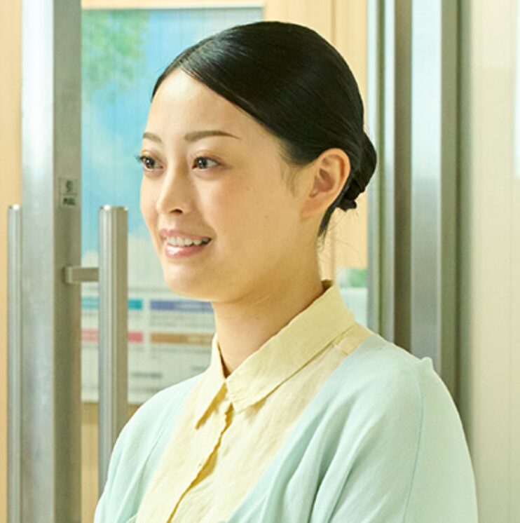 石川 萌香(いしかわ もか)：根本真紀 役