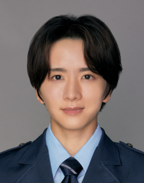 板垣 李光人(いたがき りひと):松山篤志 役