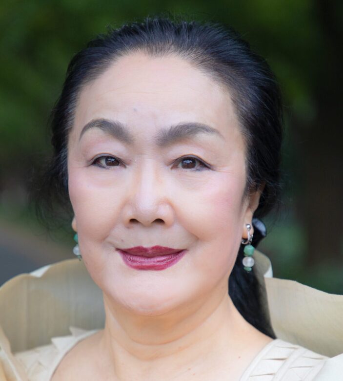 白石 加代子(しらいし かよこ):門戸鞠子 役